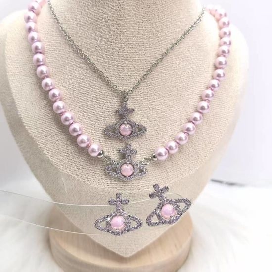 Vivienne Westhood Pink Pearl Beaded Necklace Sparkly Jewelry