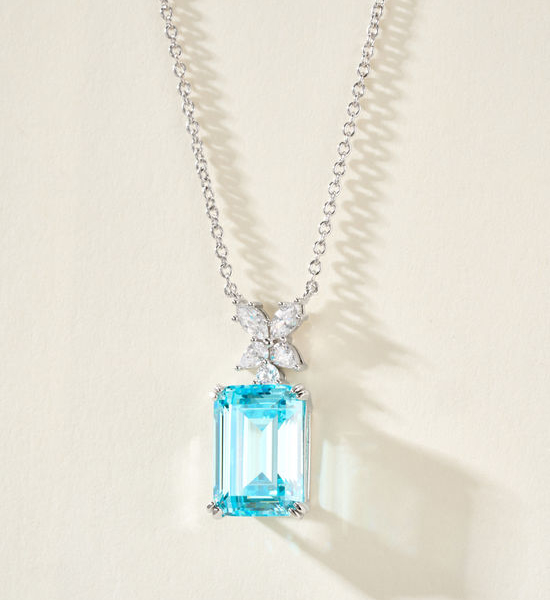 Harry Winston Gradient Blue Gemstone Necklace Delicate Jewelry
