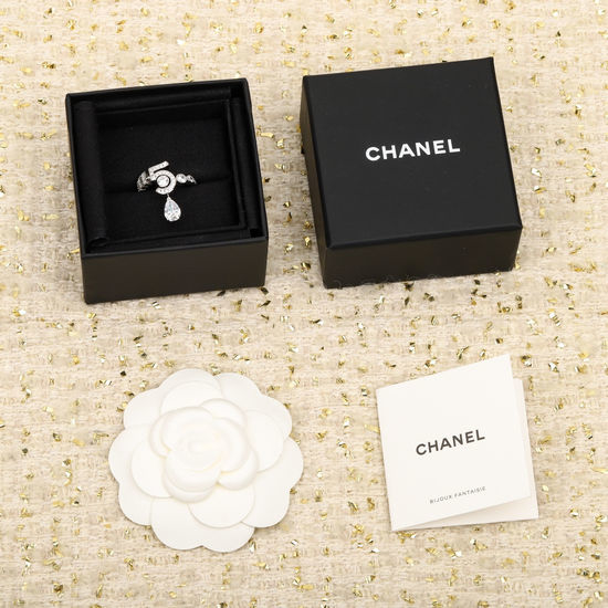 Chanel Diamond Inlaid Lucky Number Ring