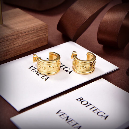 Bottega Veneta BV Multi-Ring Stud Earrings Unique Design