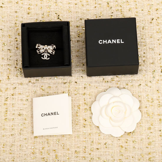Chanel Bowknot Decorated Ring