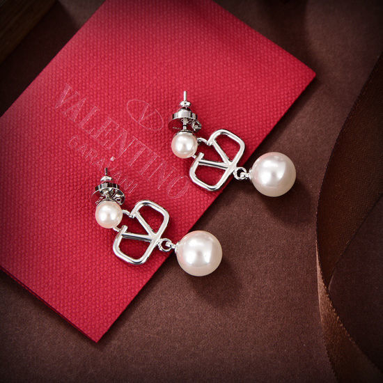 Valentino Classic Pearl Stud Earrings
