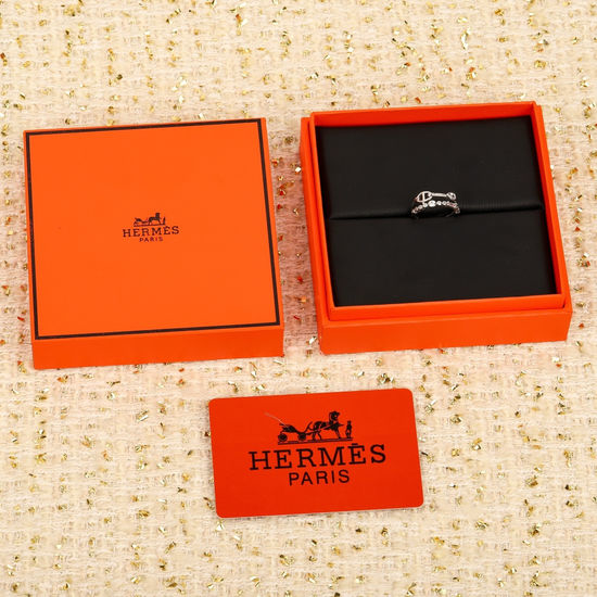 Hermes Elegant Classic Pig Nose Shape Ring