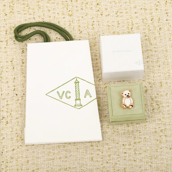 Van Cleef & Arpels VCA Cute Bear Design Brooch