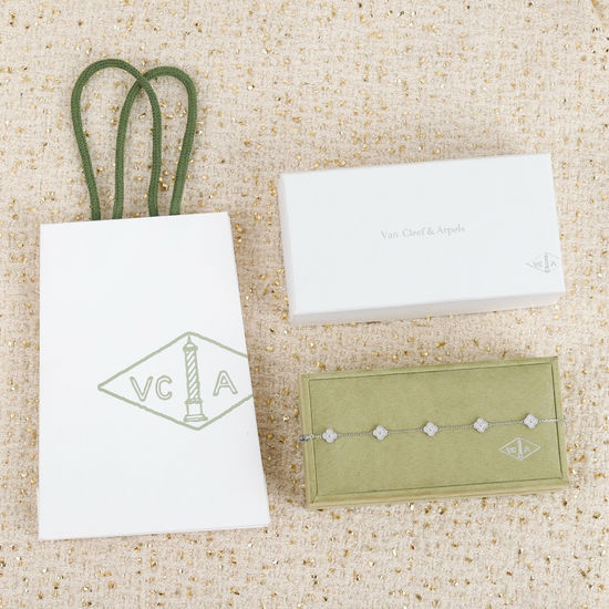 Van Cleef & Arpels VCA Exquisite Six Flower Clover Bracelet