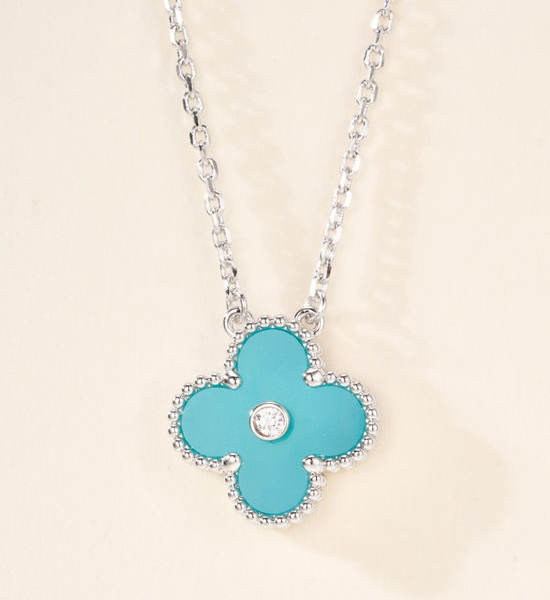 Van Cleef & Arpels VCA Classic Four Leaf Clover Diamond Inlaid Necklace