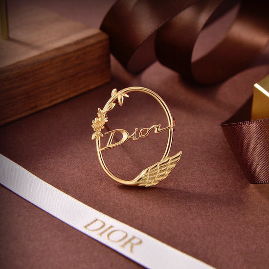 Christian Dior CD Elegant Swan Shaped Brooch