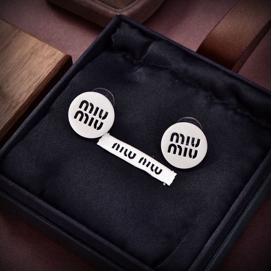 Miu Miu Letter Stud Earrings Quality Brass Jewelry