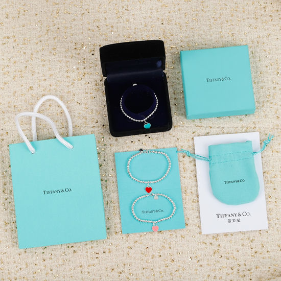 Fendi Simple Heart Bracelet and Necklace Set