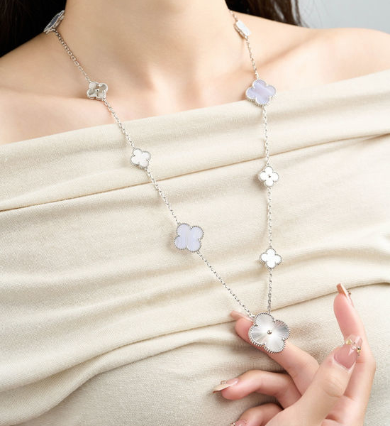 Van Cleef & Arpels VCA Convertible Clover Long Necklace