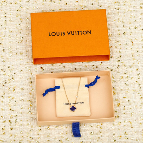 Louis Vuitton LV Elegant Agate Inlaid Diamond Necklace