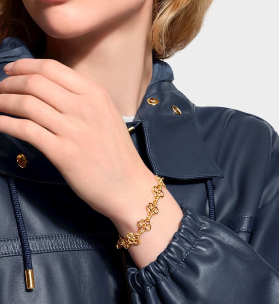 Louis Vuitton LV Classic Flower Pendant Chain Bracelet