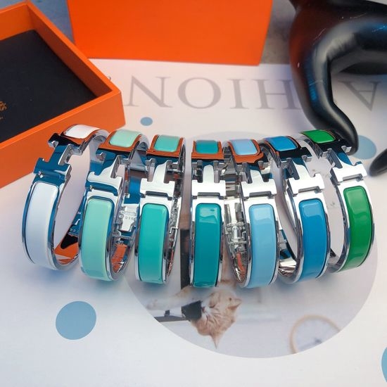 Hermes Enamel Craft Classic Versatile Bangle