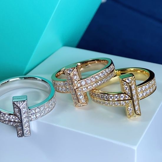 Tiffany & Co. Full Diamond Wide Elegant Ring
