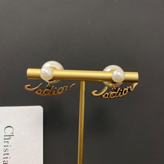 Christian Dior CD Classic Elegant Stud Earrings Fine Workmanship