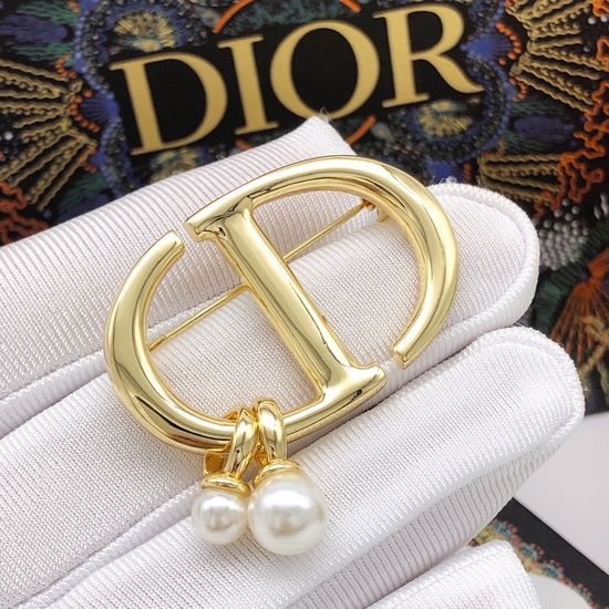 Christian Dior CD Rhinestone Decorated Elegant Brooch