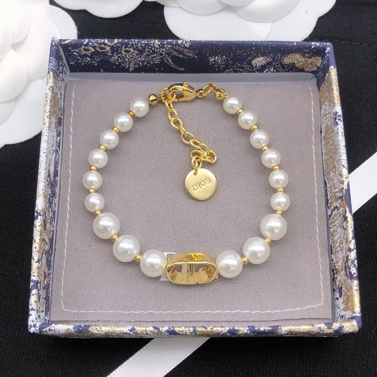Christian Dior CD Classic Pearl Beaded Pendant Necklace
