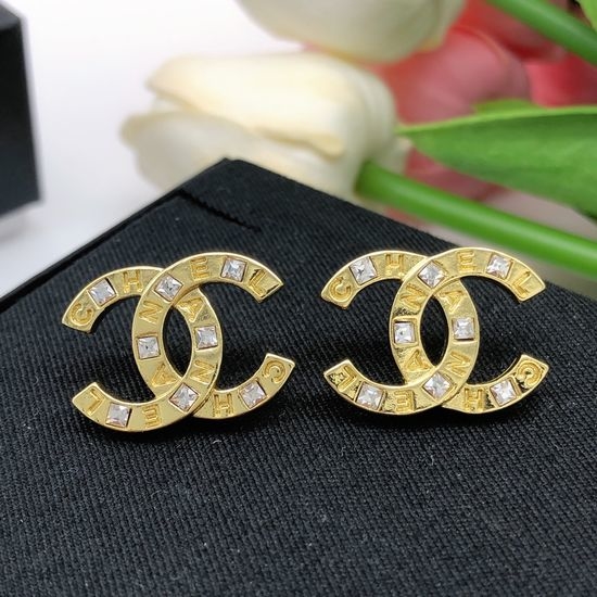 Chanel Diamond Stud Earrings Shiny Delicate Jewelry