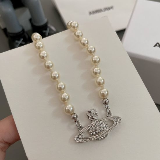 Vivienne Westhood Classic Pearl Necklace with Sparkling Pendant