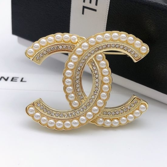 Chanel Rhinestone Pearl Edge Brooch