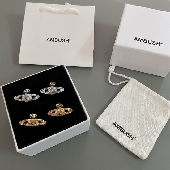 Vivienne Westhood Sparkling Rhinestone Decor Stud Earrings