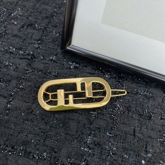 Fendi Delicate Workmanship Fashion Hair Clips