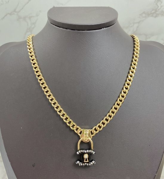 Chanel Delicate High Quality Pendant Necklace