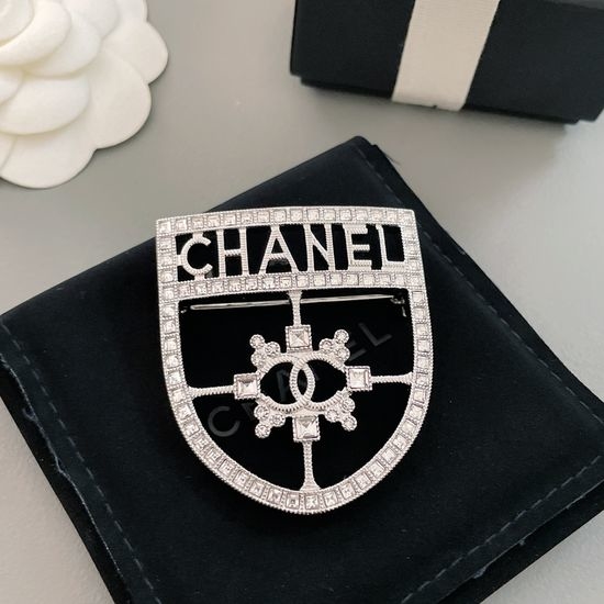 Christian Dior CD Shiny Shield Shape Brooch