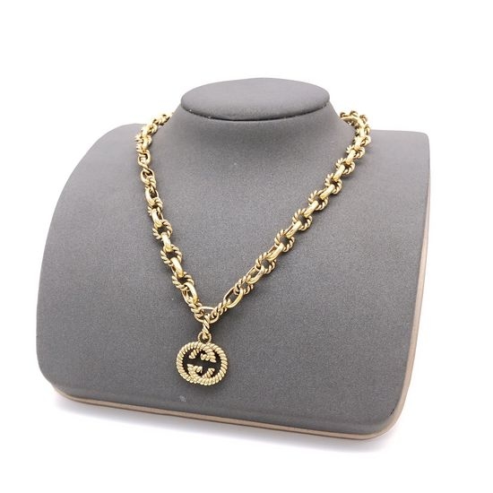 Gucci Interlocking Pendant Necklace Set
