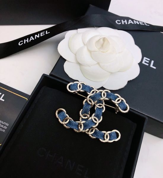Chanel Versatile Multi-Occasion Decorative Brooch