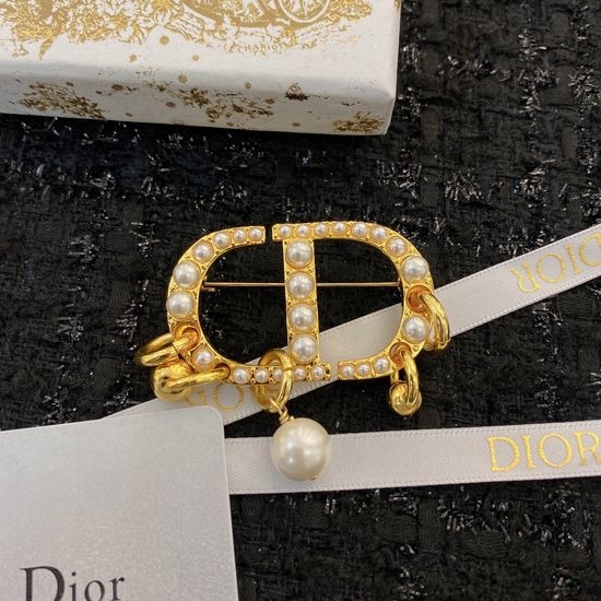 Christian Dior CD Elegant Brooch Premium Detailed Craft