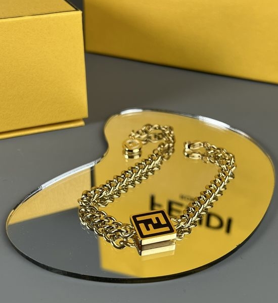 Fendi Classic Square Pendant Necklace Bracelet Set