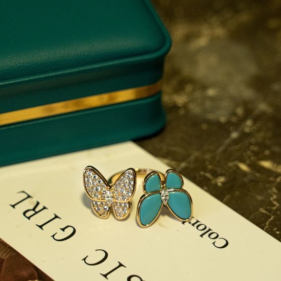 Van Cleef & Arpels VCA Turquoise Inlaid Butterfly Ring