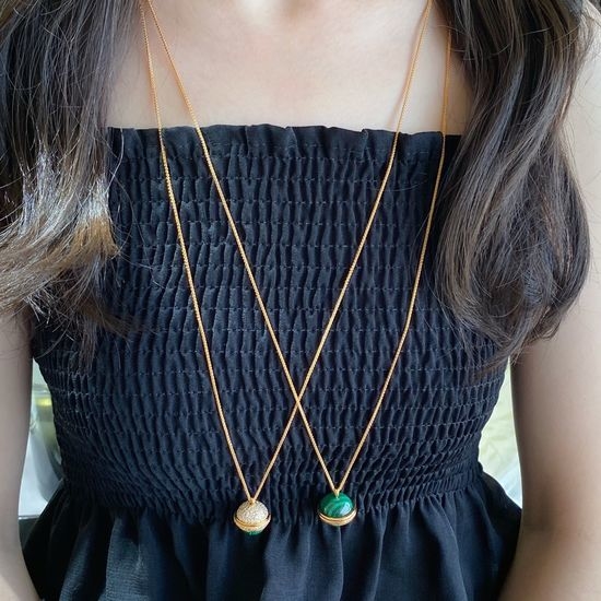 Piaget Malachite Pendant Rotating Necklace