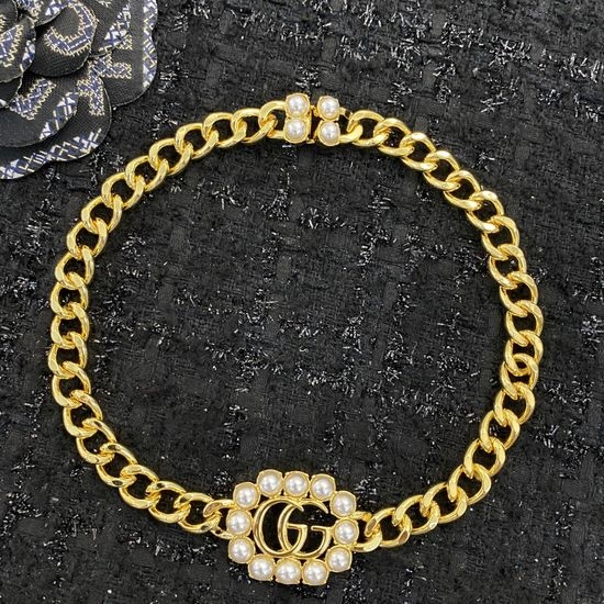 Gucci Fine Craftsmanship Elegant Necklace
