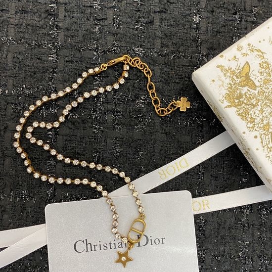 Christian Dior CD Delicate Exquisite Sparkly Necklace