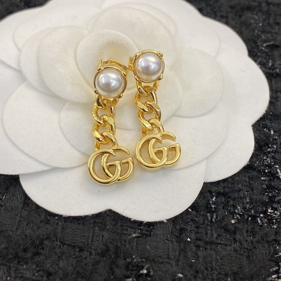 Gucci Delicate Craft Stud Earrings