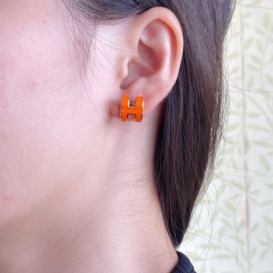 Hermes Large Enamel Stud Earrings Non-fading Gold Material