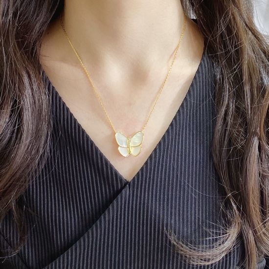Van Cleef & Arpels VCA White Mother Of Pearl Butterfly Necklace