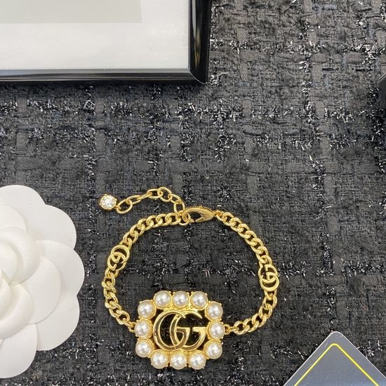 Gucci Classic High-Grade Metal Bracelet