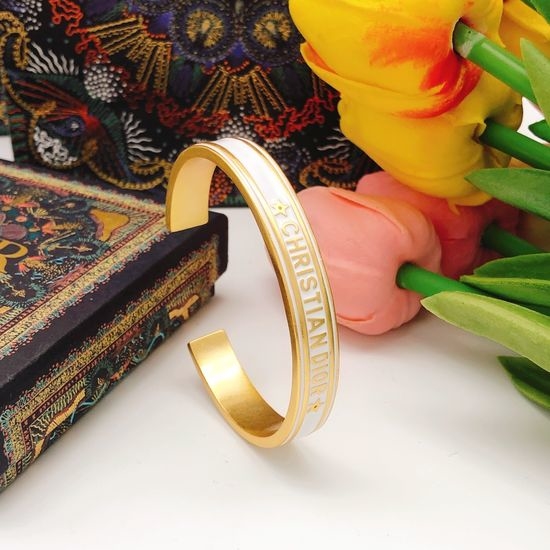 Christian Dior CD Stylish Letter Star Bracelet in Two Colors