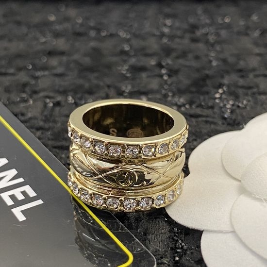 Chanel Classic Logo Exquisite Craft Ring