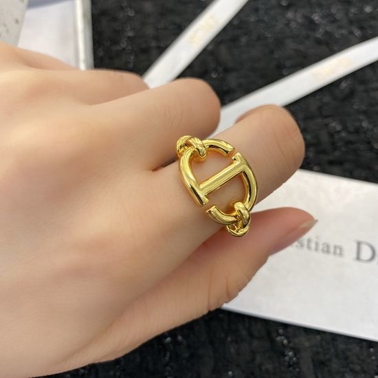 Christian Dior CD Exquisitely Crafted Simple Classic Ring