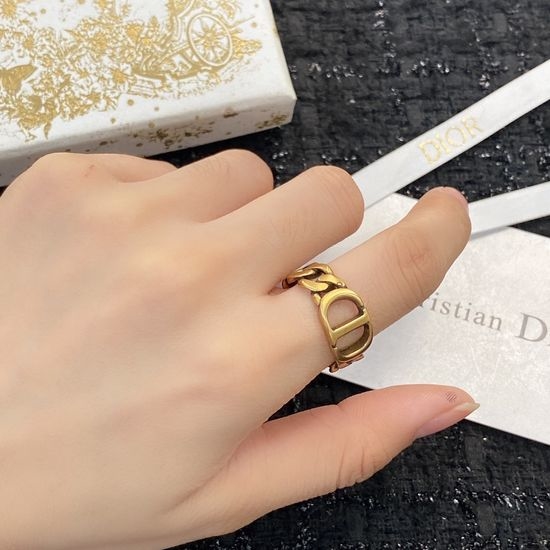 Christian Dior CD Classic Mark Exquisite Craft Ring