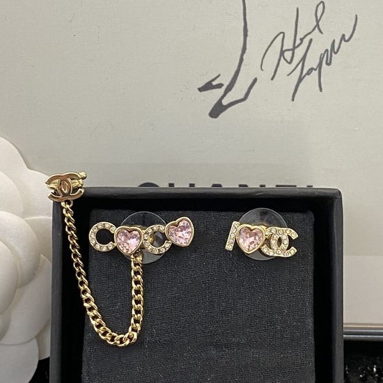 Chanel Asymmetric Heart Crystal Earrings Sweet Cool Style