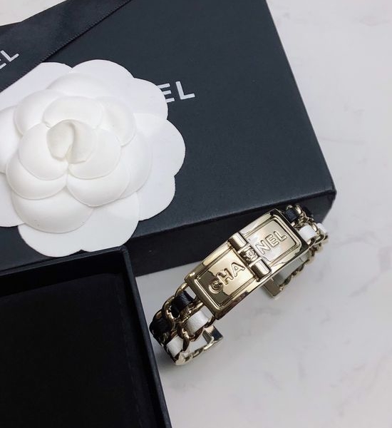Chanel Genuine Leather Metal Bangle for Elegant Wear