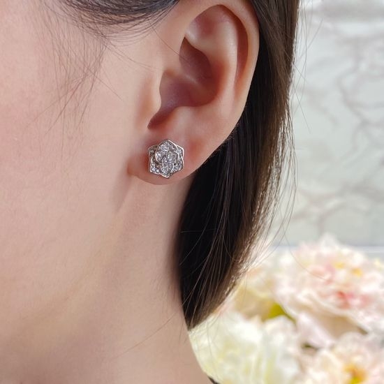 Piaget Rose Stud Earrings Comfortable Elegant Jewelry