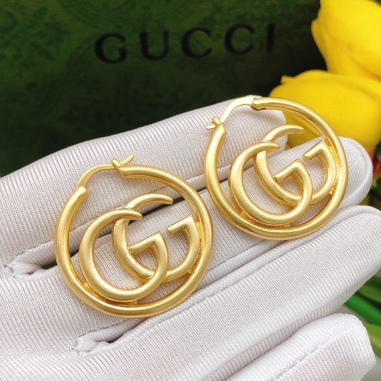 Gucci Sleek Round Stud Earrings