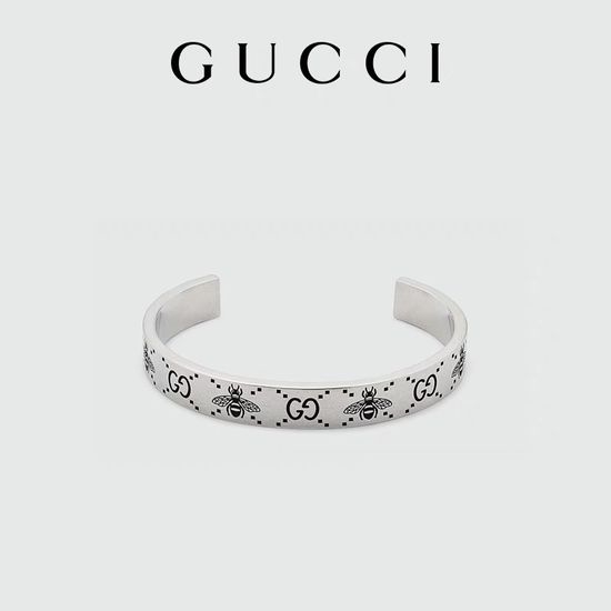 Gucci Engraved Pattern Bracelet