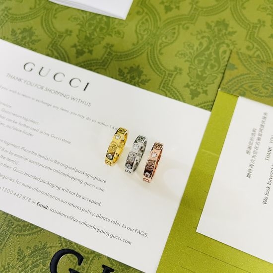 Gucci Classic Delicate Statement Ring
